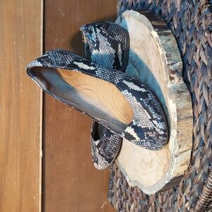 Indigo by Clarks Snake Embossed Leather Flats